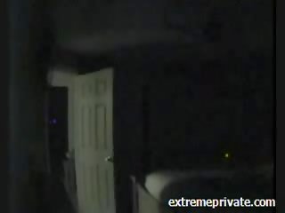 Meine vollbusig mum erwischt auf spion kamera im schlafzimmer video