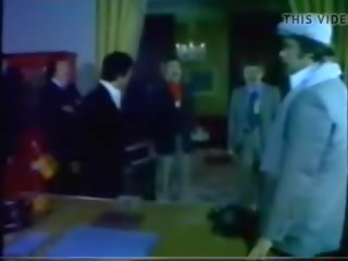 Askin kanunu 1979: nemokamai parking seksas klipas klipas 6d