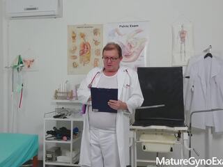 Physical Exam and Pussy Fingering of Czech Peasant Woman: Gyno Fetish perfected sex movie