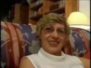 Окуляри недосвідчена бабуся 1, безкоштовно недосвідчена mobile канал порно шоу