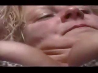 Bevállalós anyuka és három sons: ingyenes anya szex videó videó 50